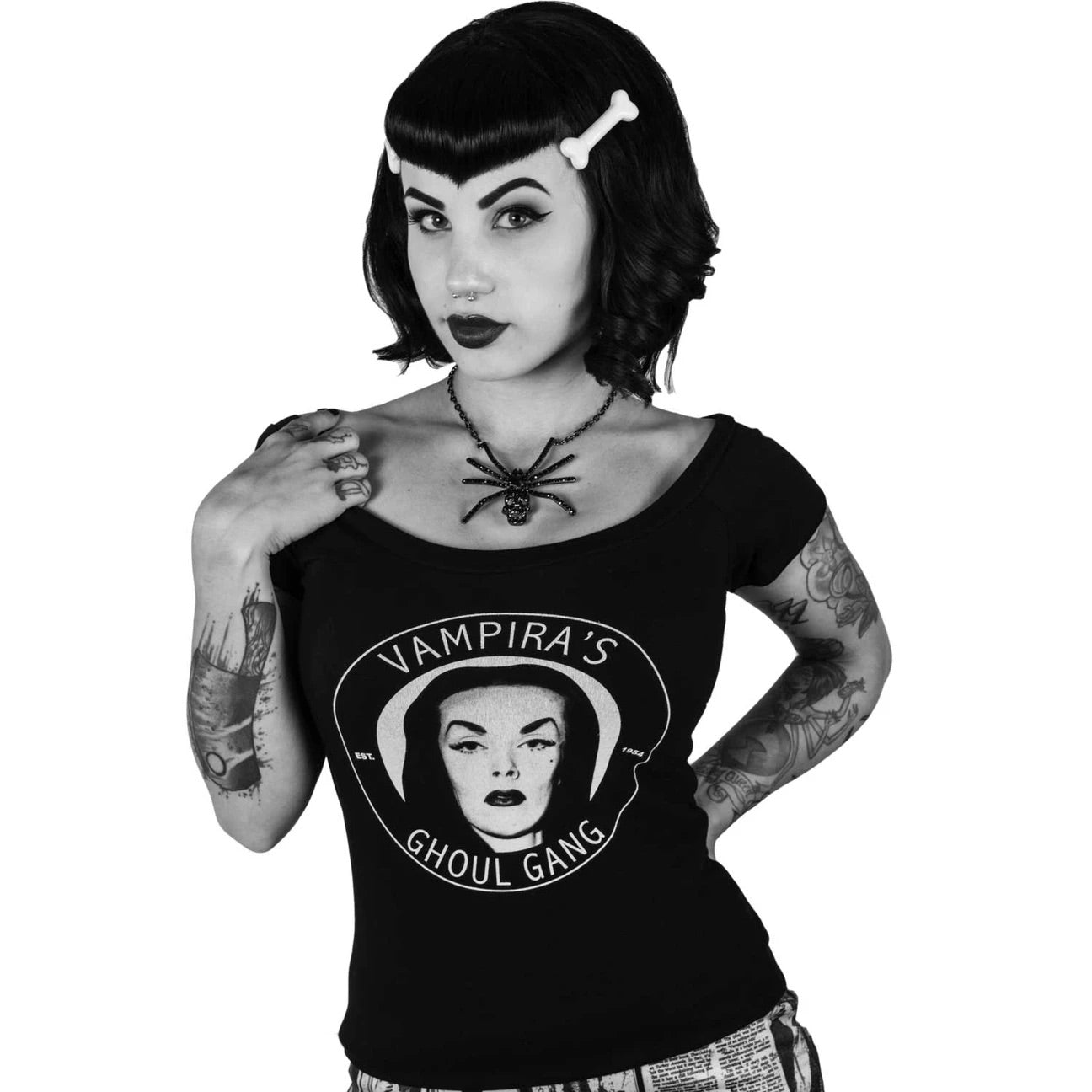 VAMPIRA GHOUL GANG SHOULDER TEE